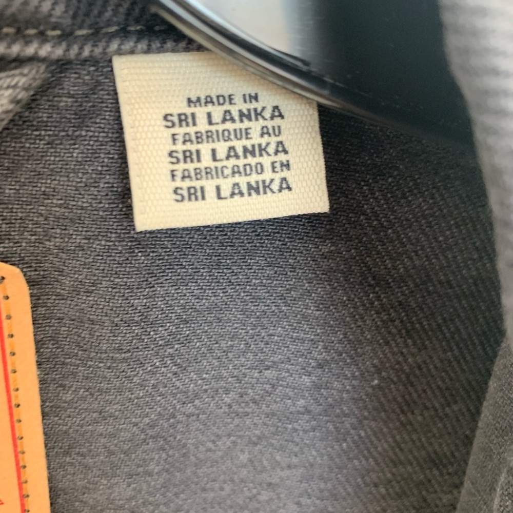 Levi’s Jean Jacket - Picture 4 of 9